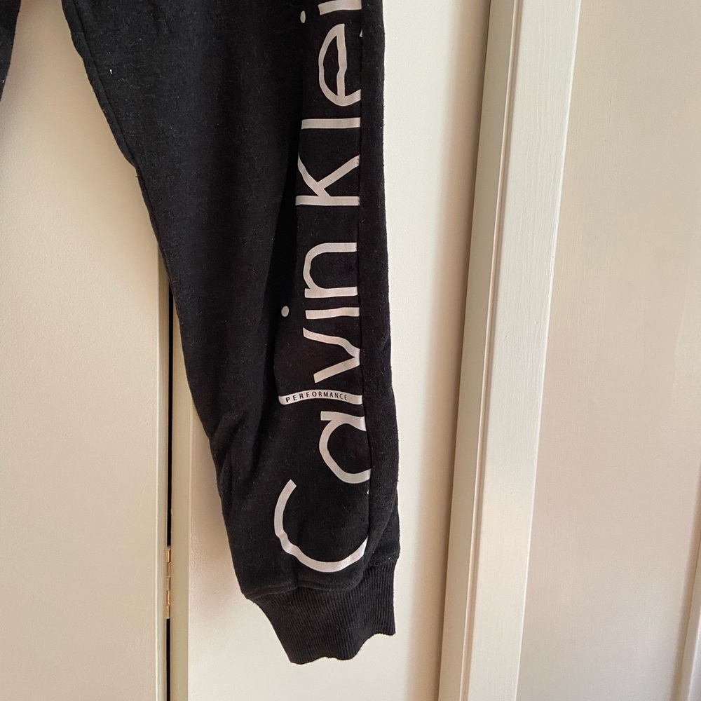 Calvin Klein sweatpants :) - Picture 2 of 4